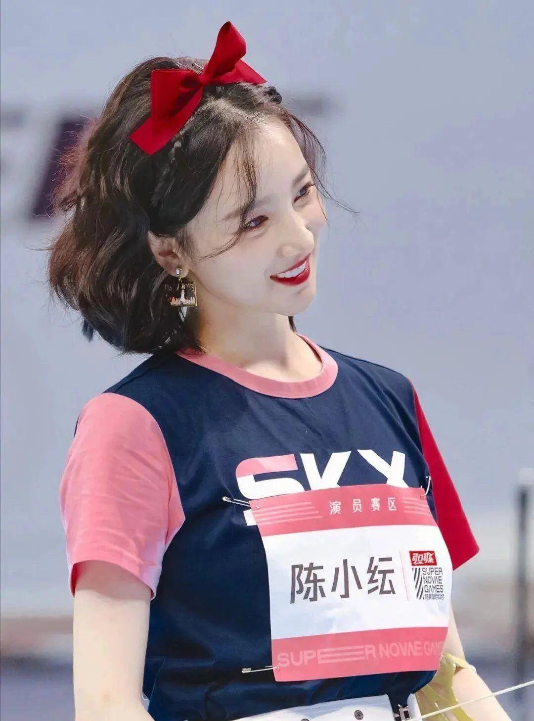 陈小纭泳装(陈小纭黑色泳衣)